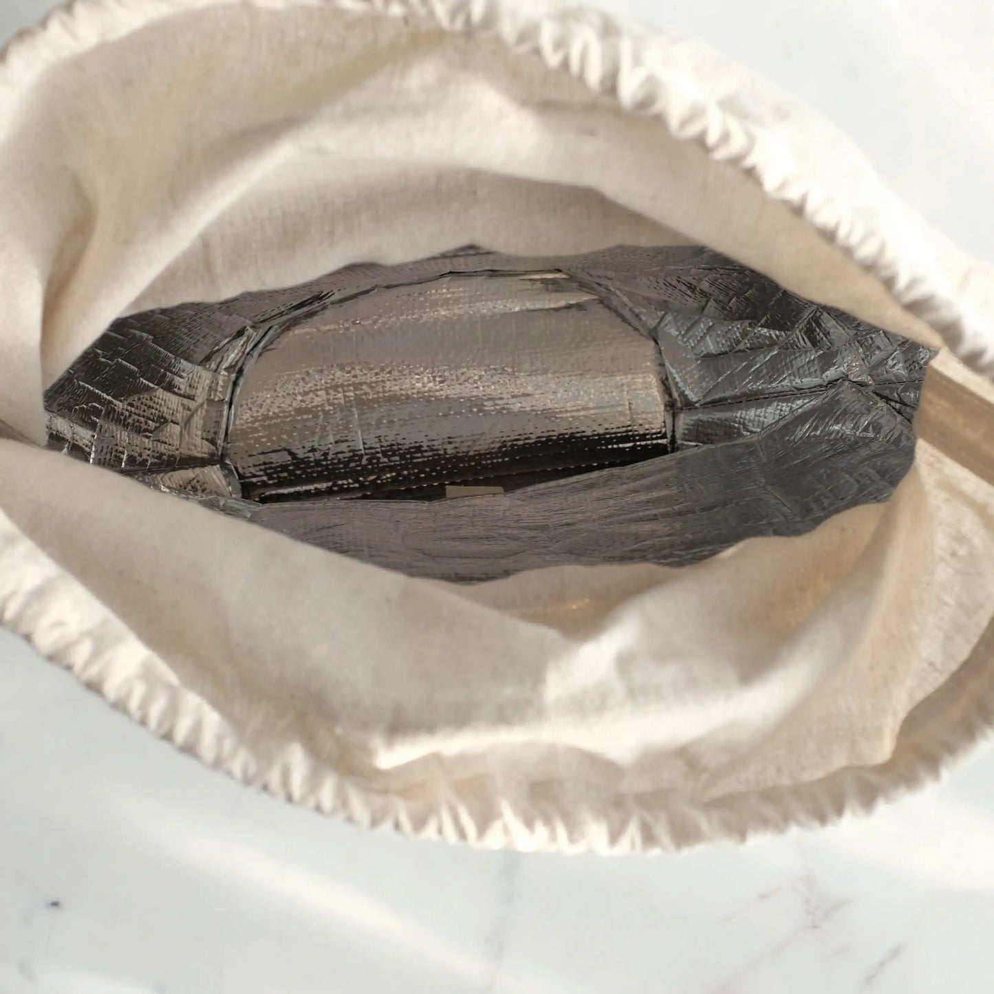 Isolierte Korbtasche